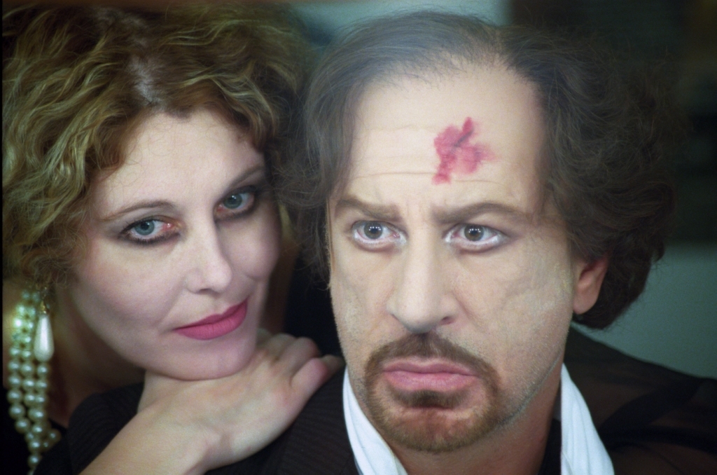 Teatro Quirino .  “Il berretto a sonagli “di Sebastiano Lo Monaco: la follia rende liberi