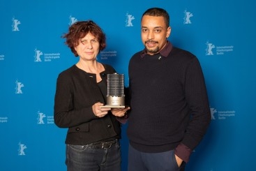 Venezia 76. Berlino 2019 premia “Talking About Trees”  di Gasmelbari