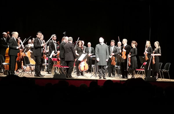 Teatro Vittoria. Magnifico concerto di Andreas Leisner con l’Orchestra Città Roma