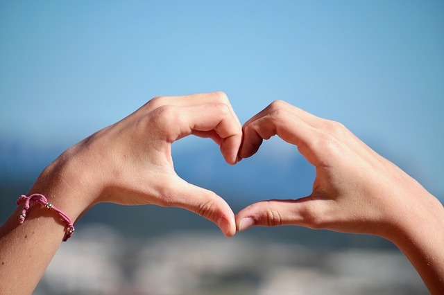 Ti amo in tutte le chat del mondo. Trucchi e consigli di seduzione