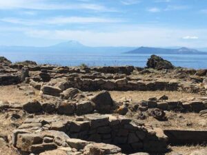 Gli insediamenti preistorici delle Eolie. Un itinerario tra memoria e magia