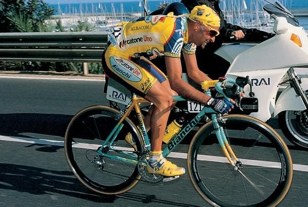 “Pantani” di James Erskine, disponibile su Prime Video