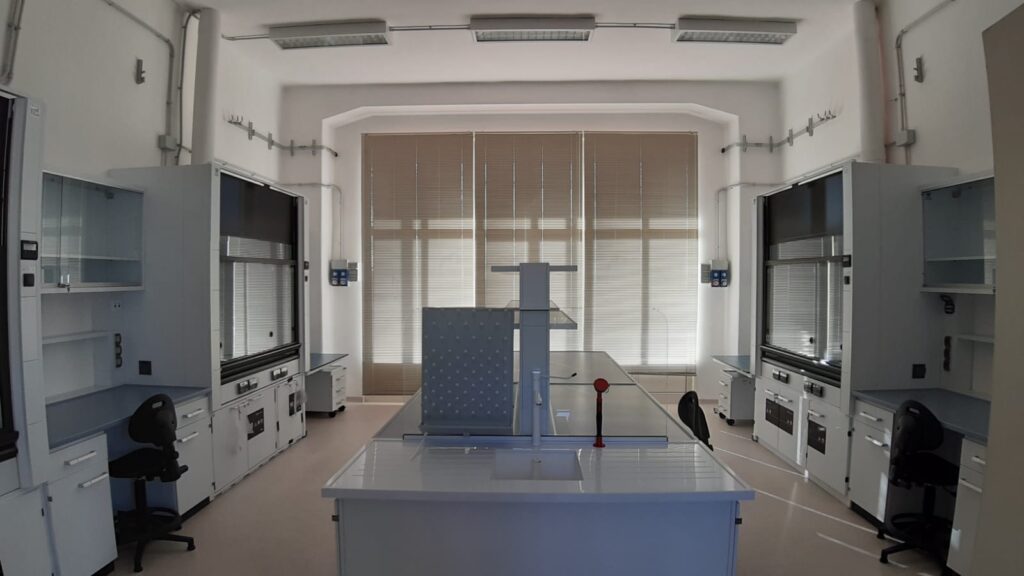 Arpa Puglia potenzia la sede di Taranto. Inaugurati i nuovi laboratori