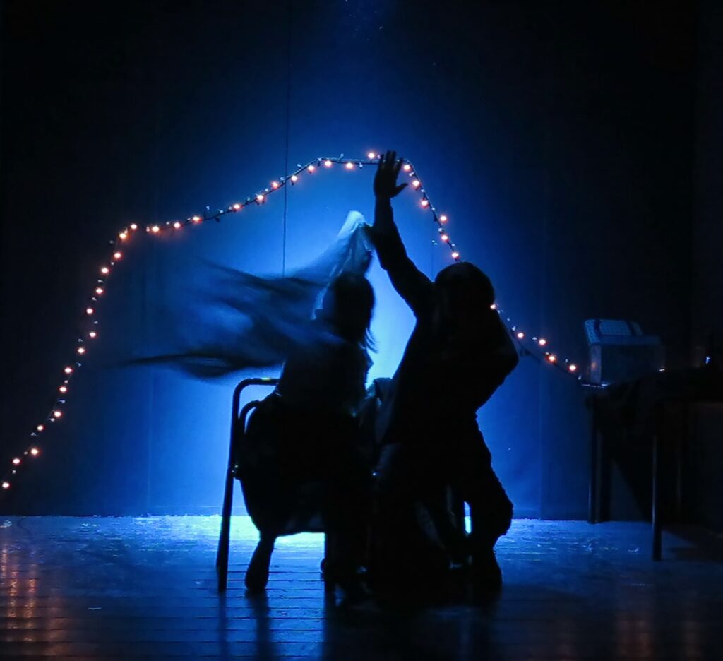 Associazione Ariadne-TeatroA regala “La regine delle nevi”  in diretta streaming il  27 dicembre ore 16.30