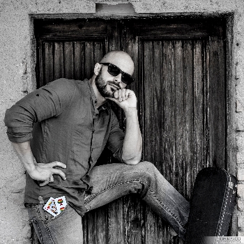 “Giorni”, videoclip del cantautore Matteo Farge