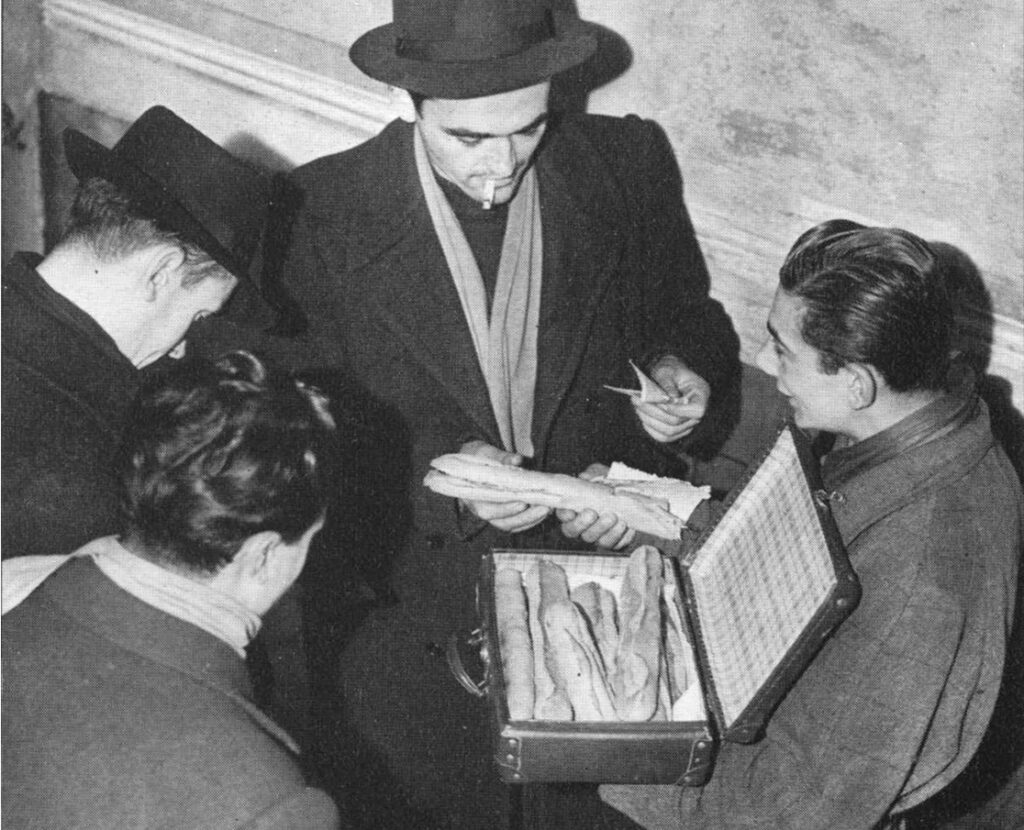 Libri. “Via Livorno”, un’autobiografia  –  3:  “Oscuramento e borsa nera”