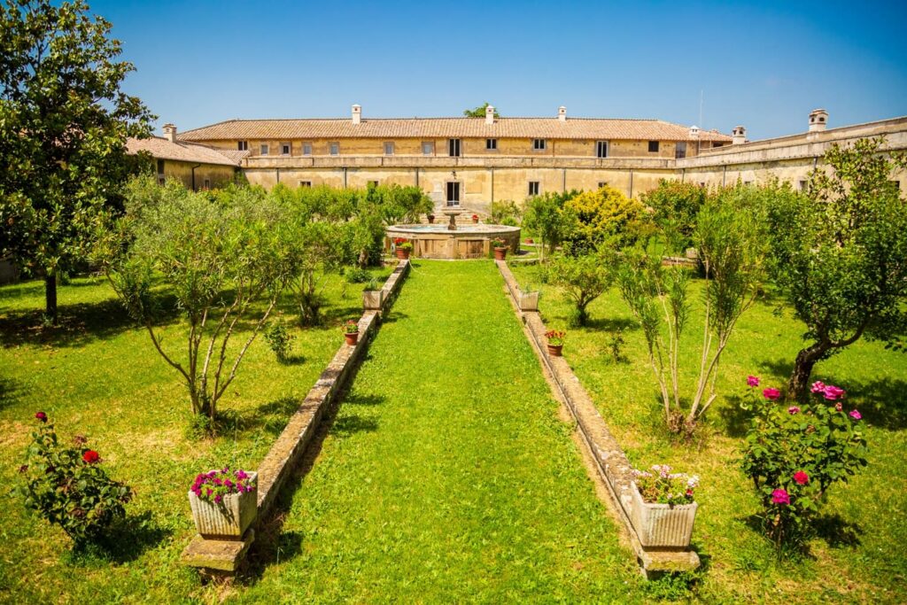 Eremo di Montevirginio. Scoperta dai “volontari dei sentieri”  l’antica strada dei Carmelitani Scalzi
