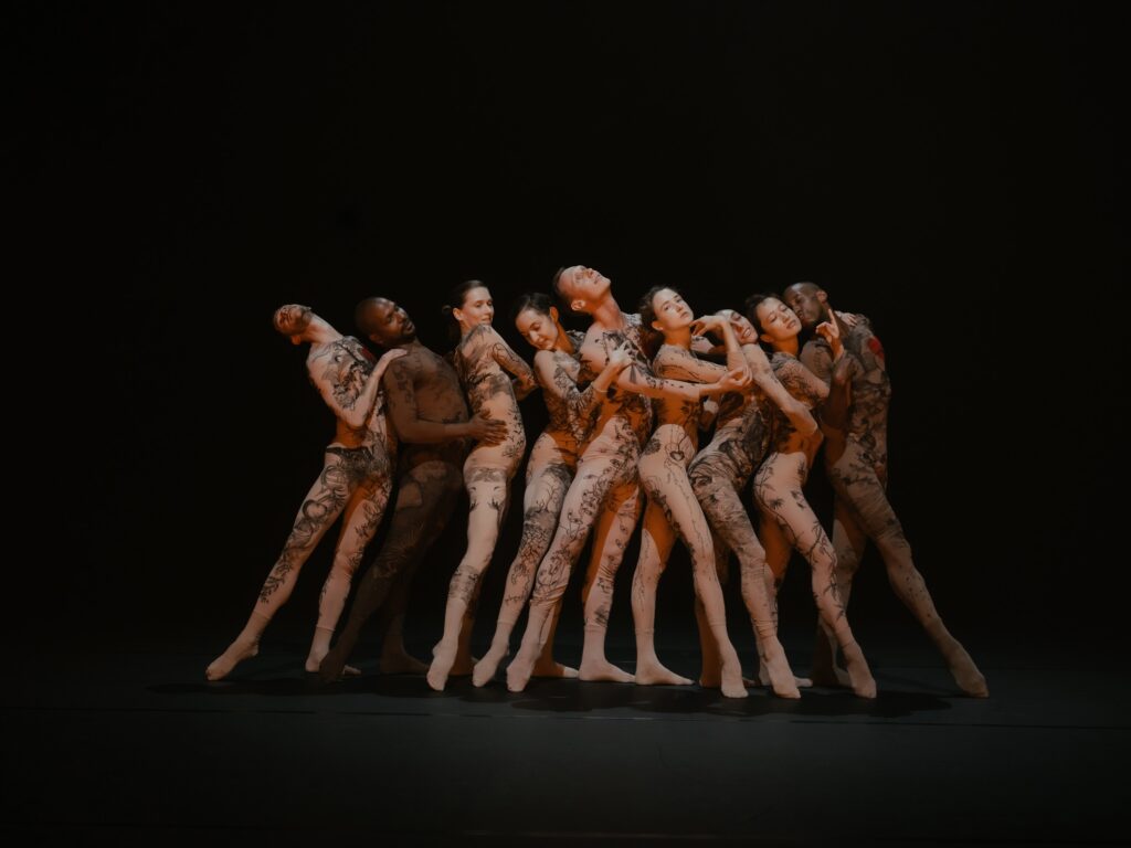 Inaugura il Festival TorinoDanza 2021