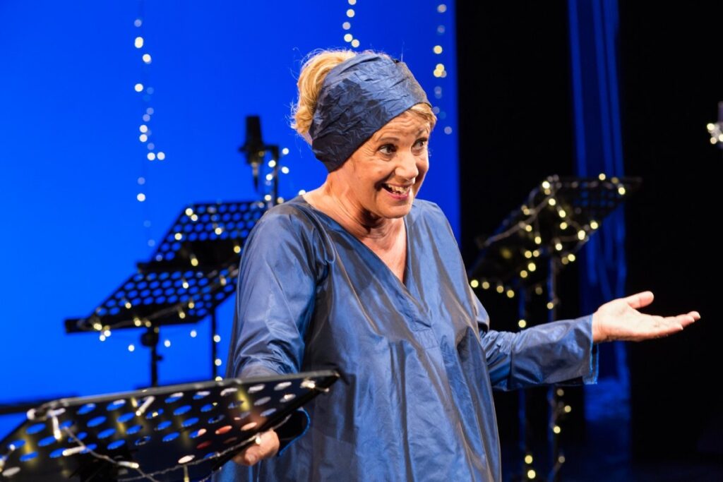 Teatro Vittoria. “Intelletto d’amore. Dante e le donne” con Lella Costa dal 30 novembre al 5 dicembre