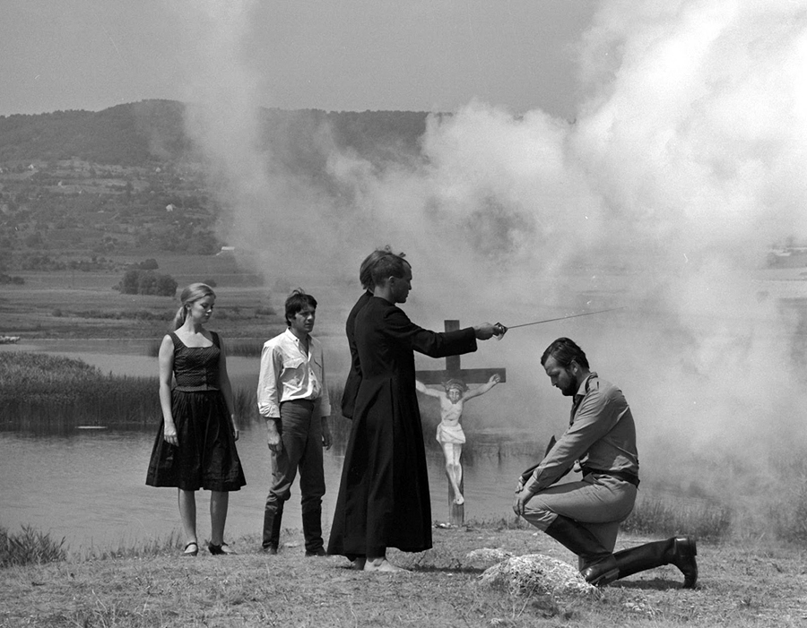 Venezia 2022. I classici fuori mostra: “L’armata a cavallo” di  Miklos Jancsò (1967)
