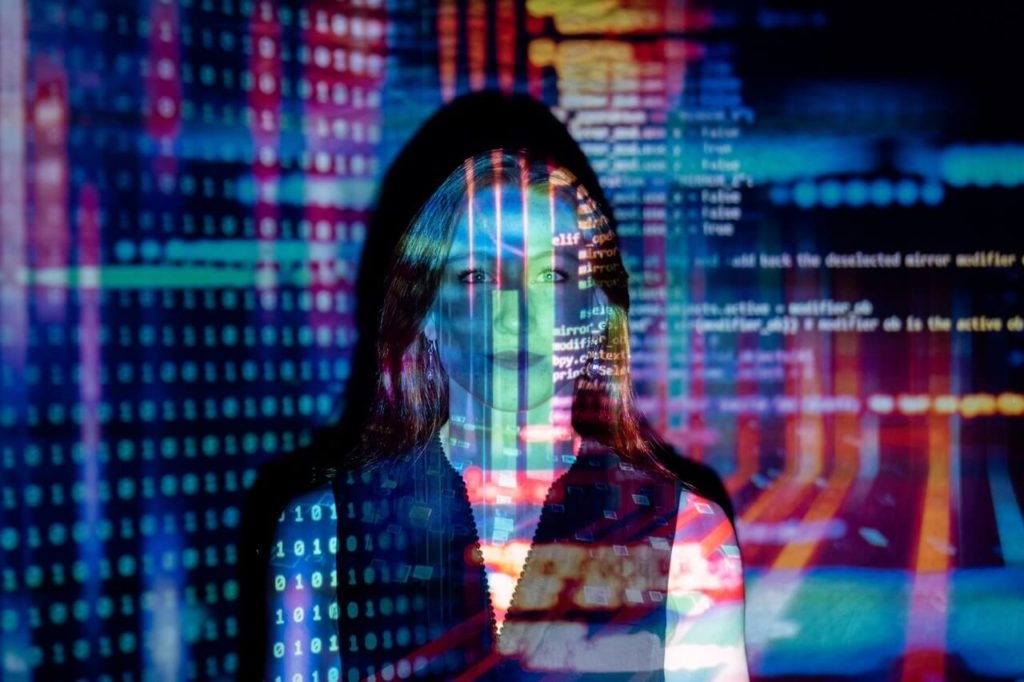 Università della Calabria: un master sullo spionaggio aziendale