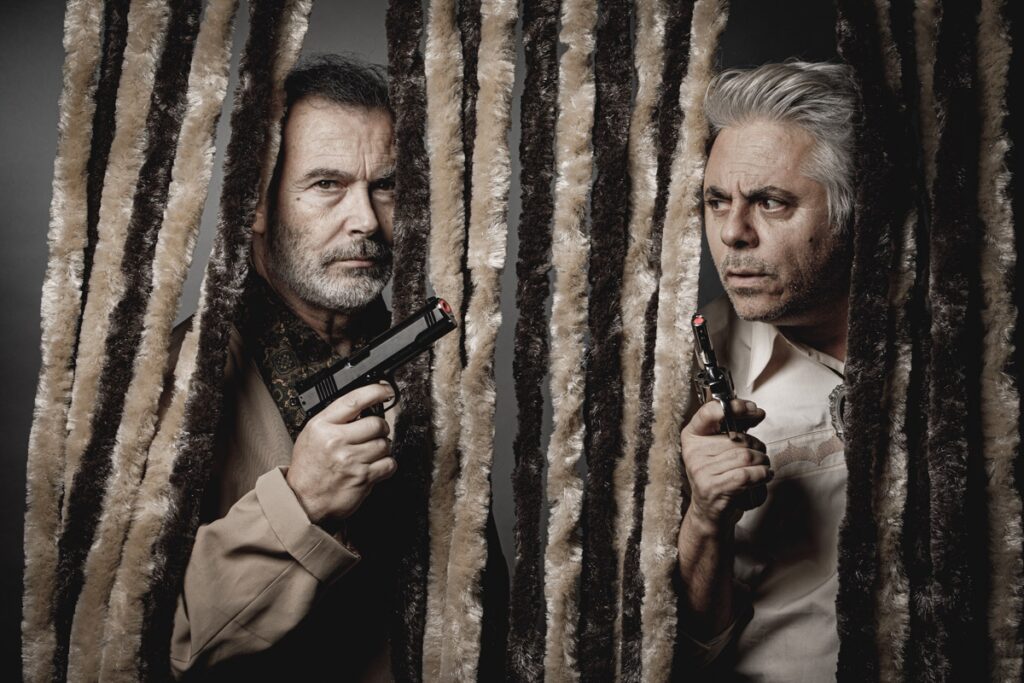 Teatro Ghione. “Vamos”: miscela di sorprese in registro pugliese con Sassanelli e Abbrescia