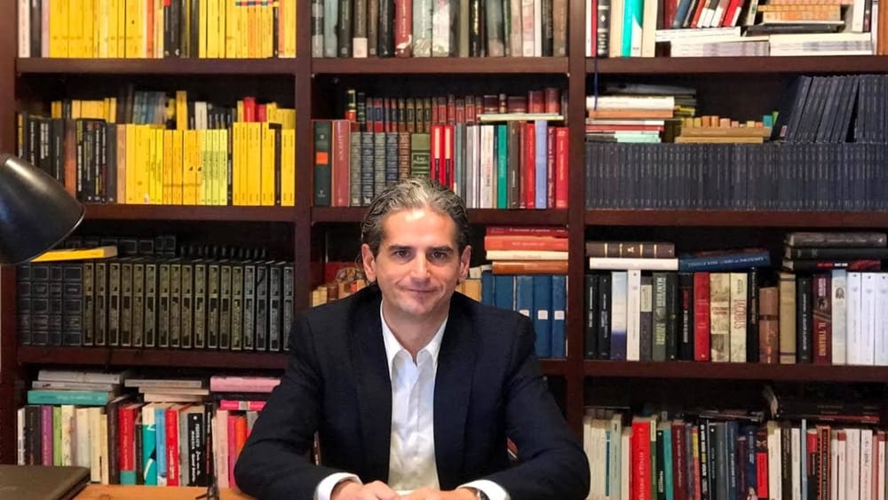 Arturo Bernava presenta “Le risate del mondo”