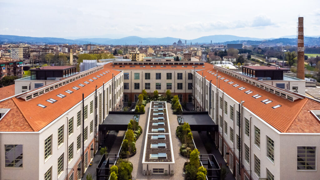 Firenze. Manifattura Tabacchi. Il nuovo volto della Factory e la mostra dedicata a Katja Novitskova