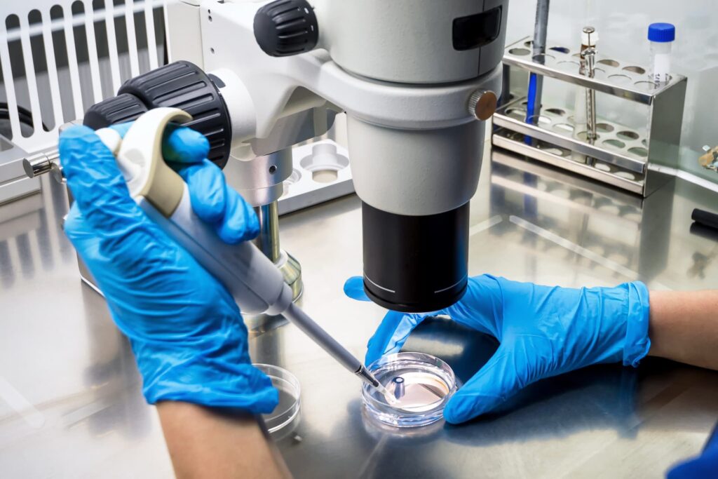 Con l’intelligenza artificiale scoperto antibiotico contro le infezioni resistenti ai farmaci