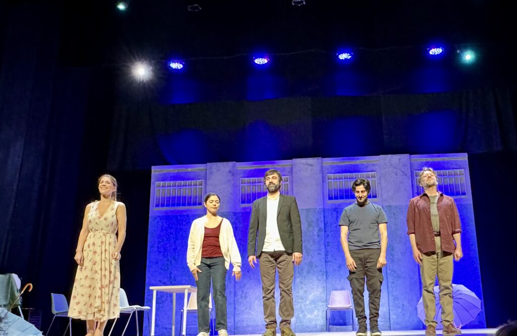 Teatro Umberto di Roma. “Intramuros”: un capolavoro contemporaneo che esalta la funzione sociale del teatro