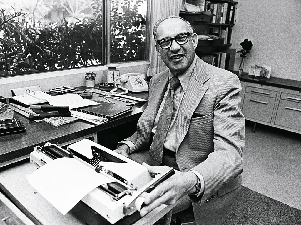 Peter Drucker: la visione economica del pioniere del management moderno