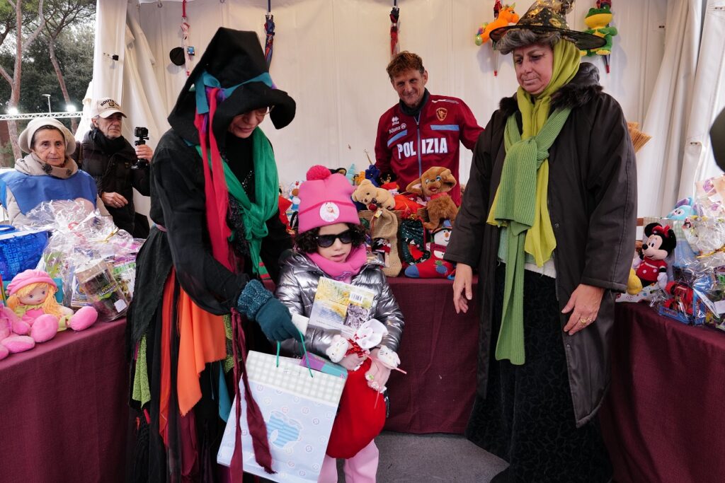 Salvamamme. Una Befana Green contro i giocattoli usa e getta