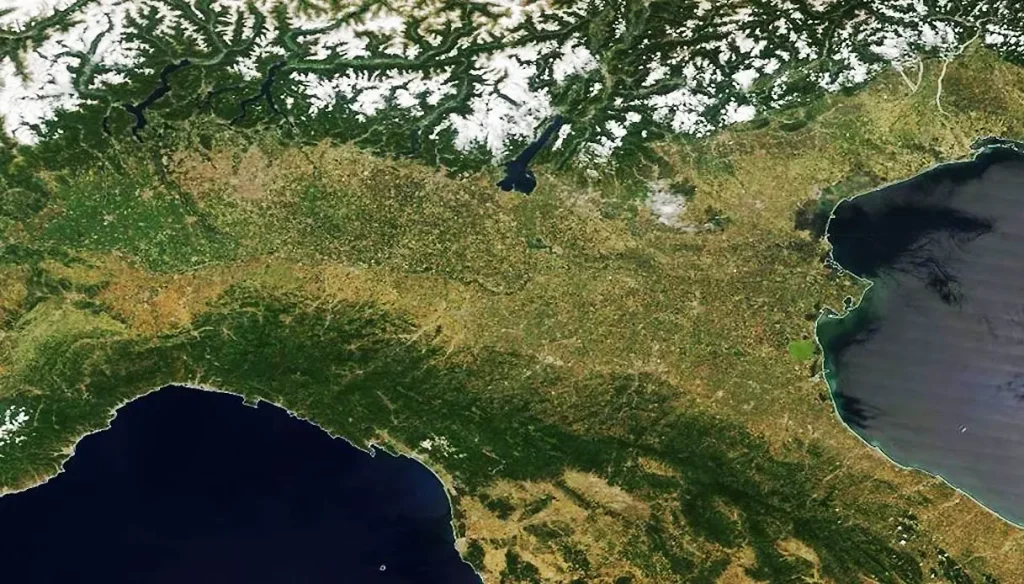 Pianura Padana, studio su Nature Water: l’irrigazione intensiva stabilizza le falde acquifere anche in condizioni di siccità